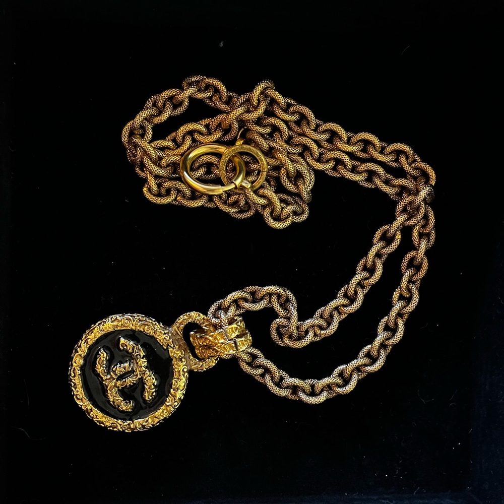 Chanel Gold Plated Vintage CC Logos Double Sided Pendant Chain Necklace